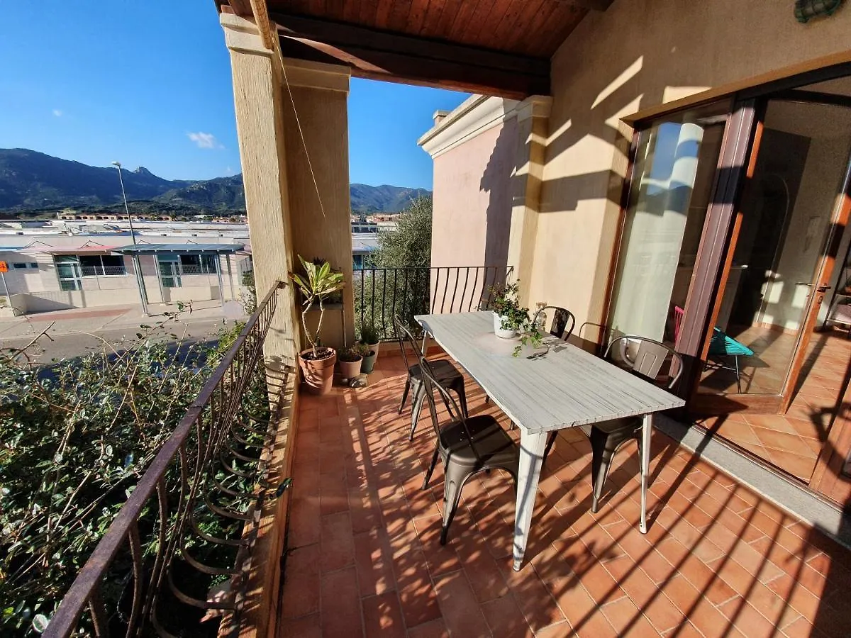 Spazioso Appartamento Con Terrazza A Due Passi Dal Centro Villasimius 0*,