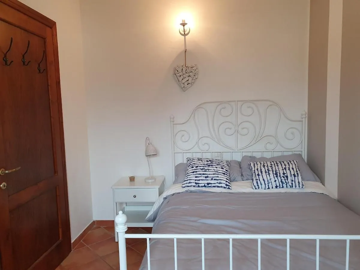 Spazioso Appartamento Con Terrazza A Due Passi Dal Centro Villasimius