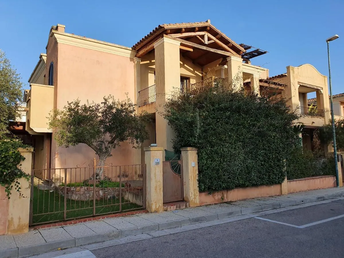 Spazioso Appartamento Con Terrazza A Due Passi Dal Centro Villasimius Holiday home