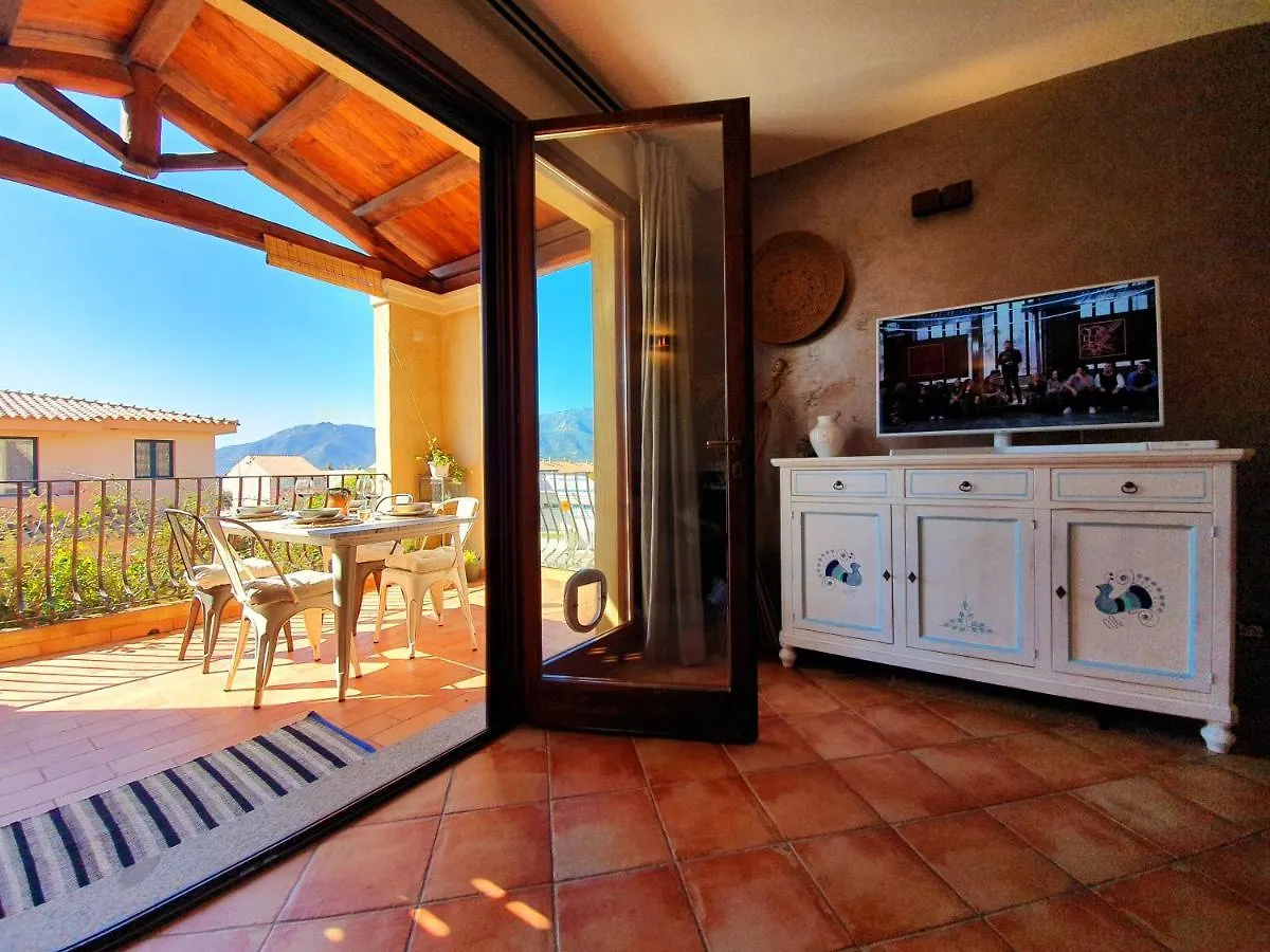 Spazioso Appartamento Con Terrazza A Due Passi Dal Centro 维拉西米乌斯