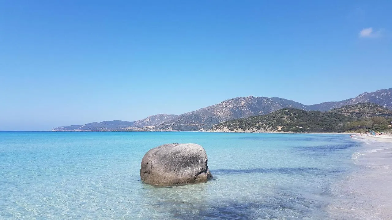 Spazioso Appartamento Con Terrazza A Due Passi Dal Centro Villasimius