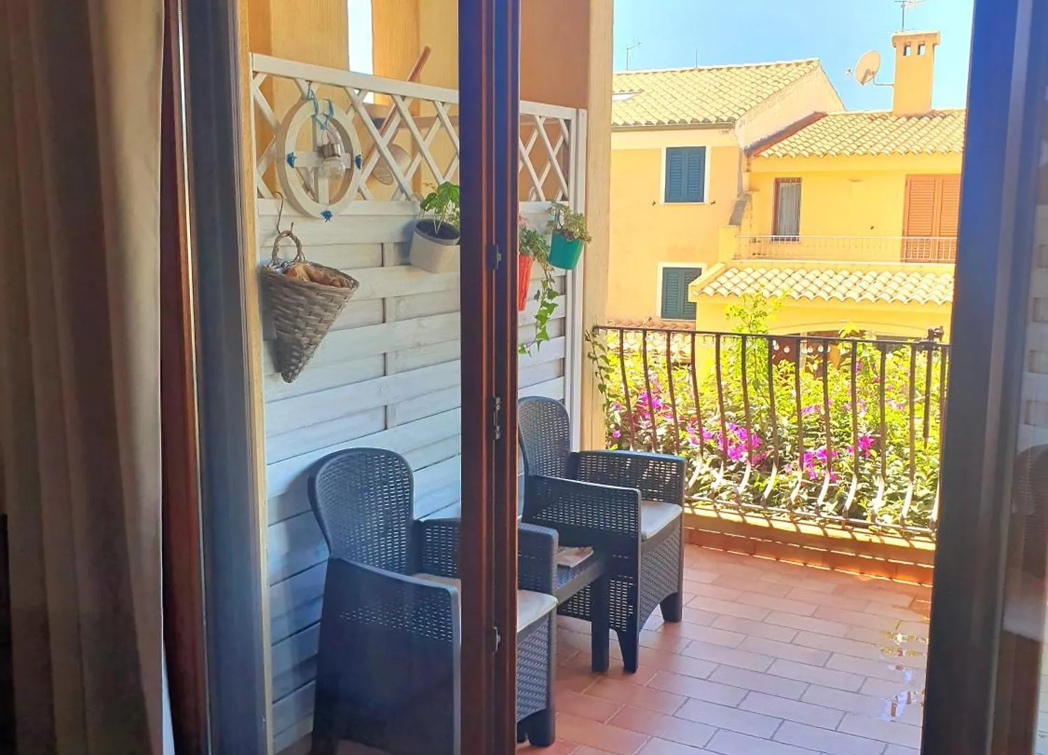 Spazioso Appartamento Con Terrazza A Due Passi Dal Centro Villasimius Italy